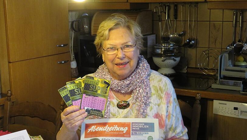 Irmgard Rudl: „Ich habe drei Lose bekommen und damit 24 Euro gewonnen. Vielen Dank!“ Irmgard Rudl: „Ich habe drei Lose bekommen und damit 24 Euro gewonnen. Vielen Dank!“