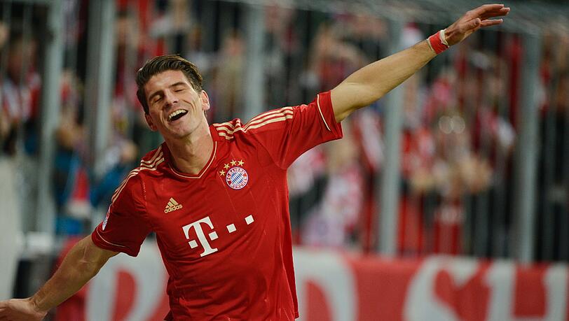 Erstes Saisontor: Mario Gomez traf beim 5:0 gegen Hannover. Erstes Saisontor: Mario Gomez traf beim 5:0 gegen Hannover.