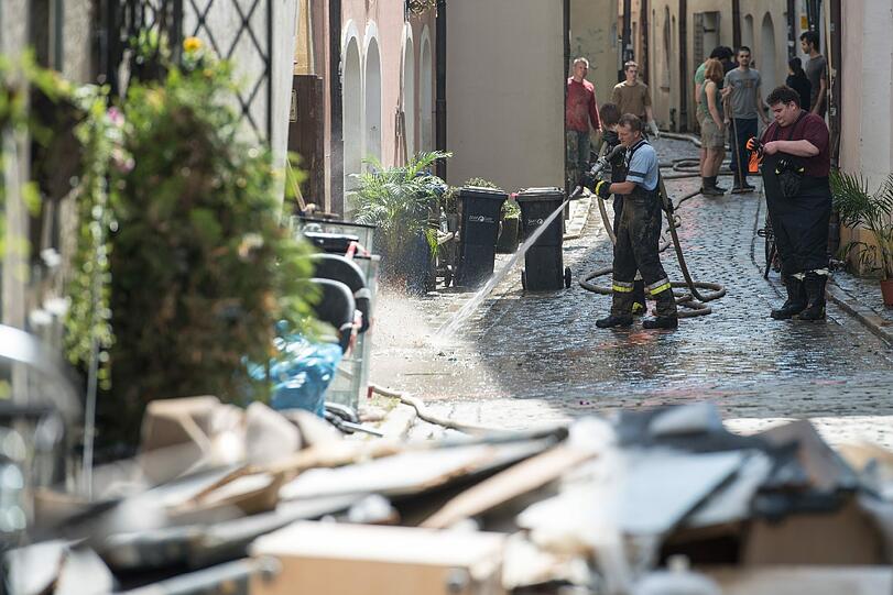 Aufräumarbeiten in Passau sind im Gange: Aktuelle Bilder von der sich langsam entspannenden Lage nach dem Hochwasser in Bayern