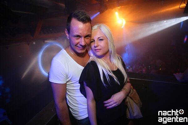 "Gute Laune Hoch 10" war am Samstag das Motto im Ampere. Mehr Bilder finden Sie unter: www.nachtagenten.de