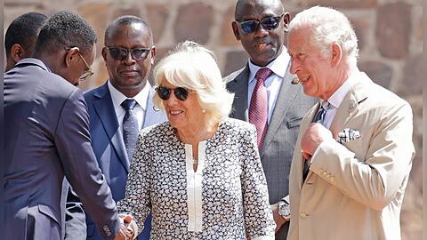 Herzogin Camilla und Prinz Charles beim Empfang in Ruanda.