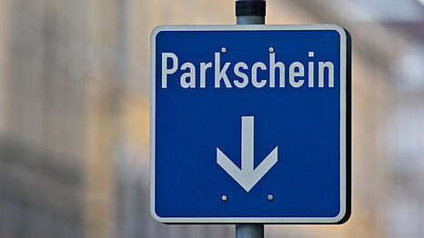 Mit der Erweiterung des Parklizenzgebietes "Rotkreuzplatz S&uuml;d" wird das Parken f&uuml;r Besucher in diesem Bereich k&uuml;nftig geb&uuml;hrenpflichtig. (Symbolbild).
