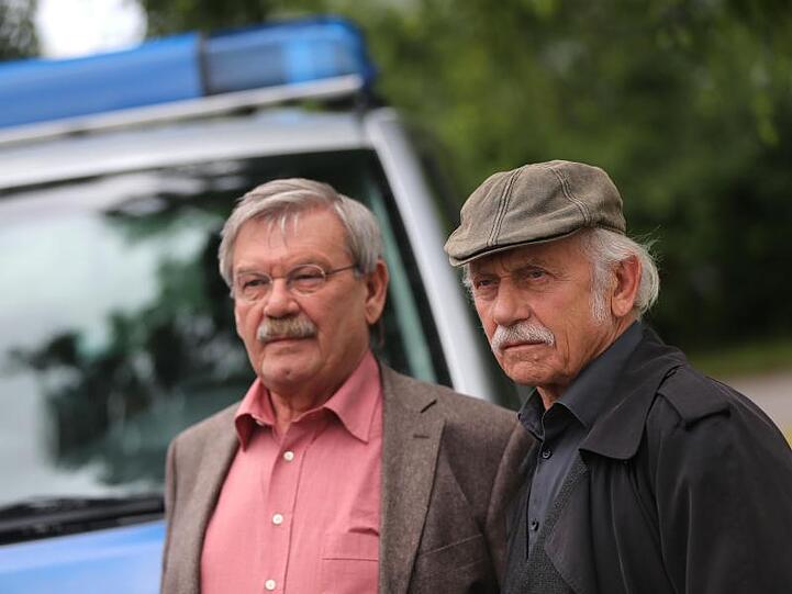 Tilo Prückner (r) und Wolfgang Winkler in der Serie "Die Rentnercops".
