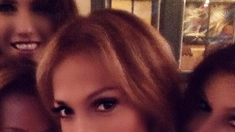 Ladies Night mit J.Lo., Schwester Lynda (hinten), Leah Remini (l.) und Loren Ridinger (r.) Ladies Night mit J.Lo., Schwester Lynda (hinten), Leah Remini (l.) und Loren Ridinger (r.)