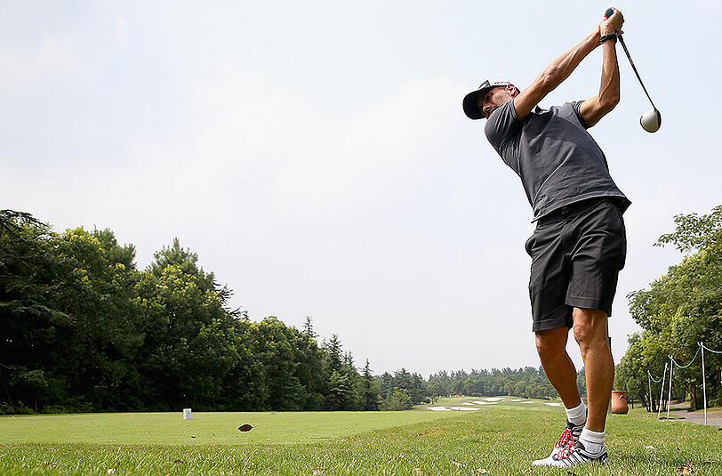 Am vierten Tag der China-Reise steht für die Stars des FC Bayern aktive Entspannung auf dem Programm. Sie geben bei einem Marketing-Termin Vollgas - und golfen. Die Bilder vom Grün.