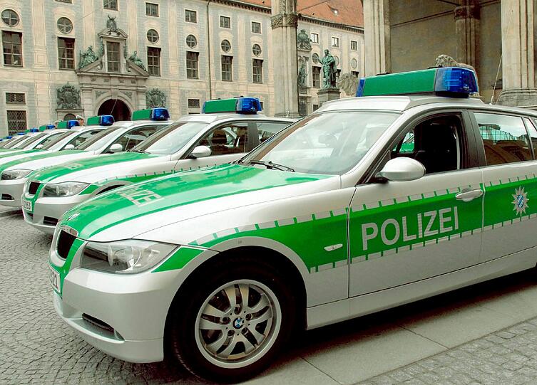 Zu viele Parkplätze für die Polizei ärgern die Nachbarn der PI in der Türkenstraße (Symbolfoto).