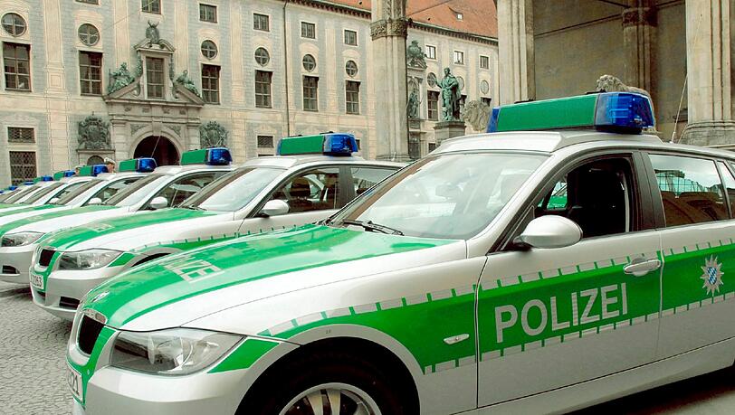 Zu viele Parkplätze für die Polizei ärgern die Nachbarn der PI in der Türkenstraße (Symbolfoto). Zu viele Parkplätze für die Polizei ärgern die Nachbarn der PI in der Türkenstraße (Symbolfoto).