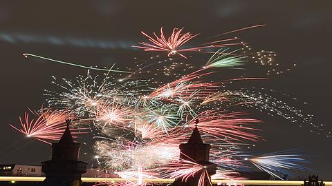 Ein buntes Feuerwerk gab es in Berlin.