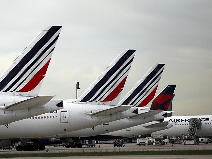 Flugzeuge der Air France. Die französische Fluggesellschaft erwägt eine Übernahme der Aigle Azur.