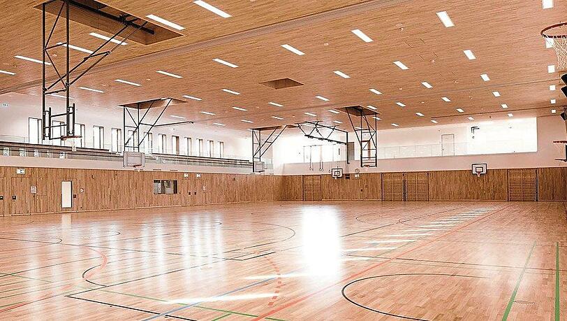 Alles bereit für die Schwabinger Handballer: die neue Halle im Domagkpark. Alles bereit für die Schwabinger Handballer: die neue Halle im Domagkpark.