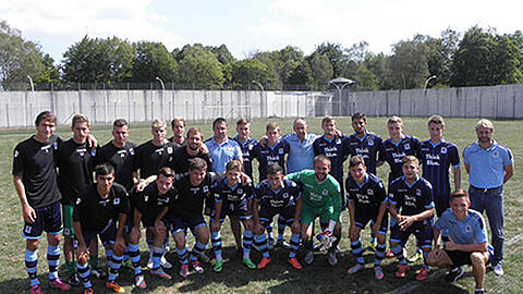 Die U21 der Löwen mit Trainer Daniel Bierofka lief am Dienstagnachmittag in Stadelheim auf.