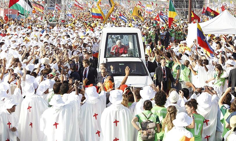 Mehr als eine Million Gläubige kamen zum Abschluss des Weltjugendtages. Die Bilder von der Messe mit Papst Benedikt XVI.