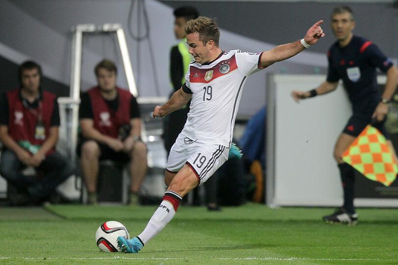 MARIO GÖTZE 	NOTE 1
Genau sein Ding, genau sein Tor. Von halblinks in die Mitte ziehen und stramm und flach ins kurze Torwarteck abziehen. Tor Nummer 15 im DFB-Trikot. Rettete per Kopf auf der Linie (45.). Und machte mit dem 3:1 alles klar. Top!