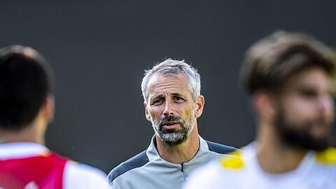 Jagt mit Dortmund die Bayern: Neu-BVB-Coach Marco Rose (M).