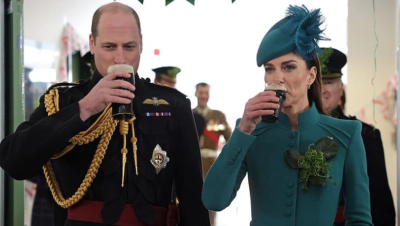 Prinz William und Prinzessin Kate haben sich nach der Parade ein Guinness verdient.