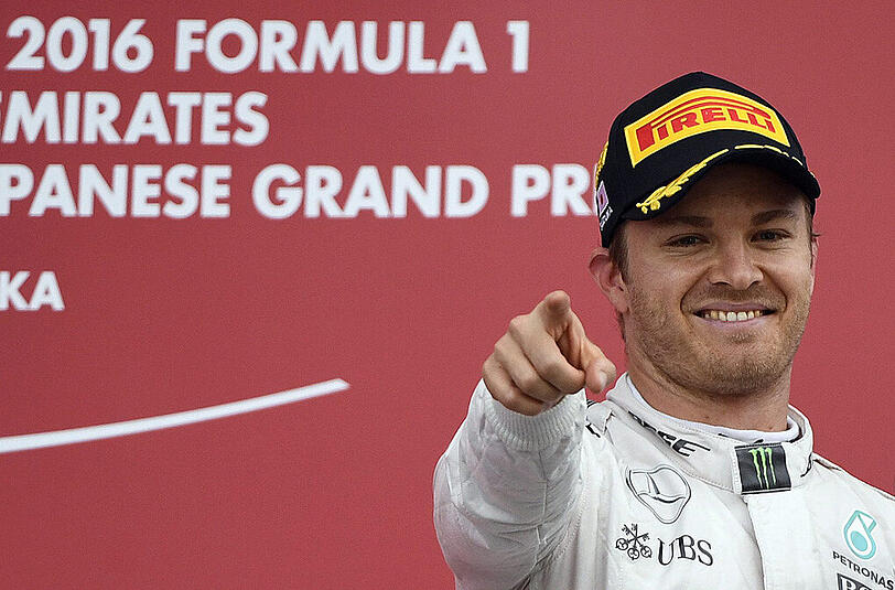 Die Liebe lässt ihn lächeln: Nico Rosberg.