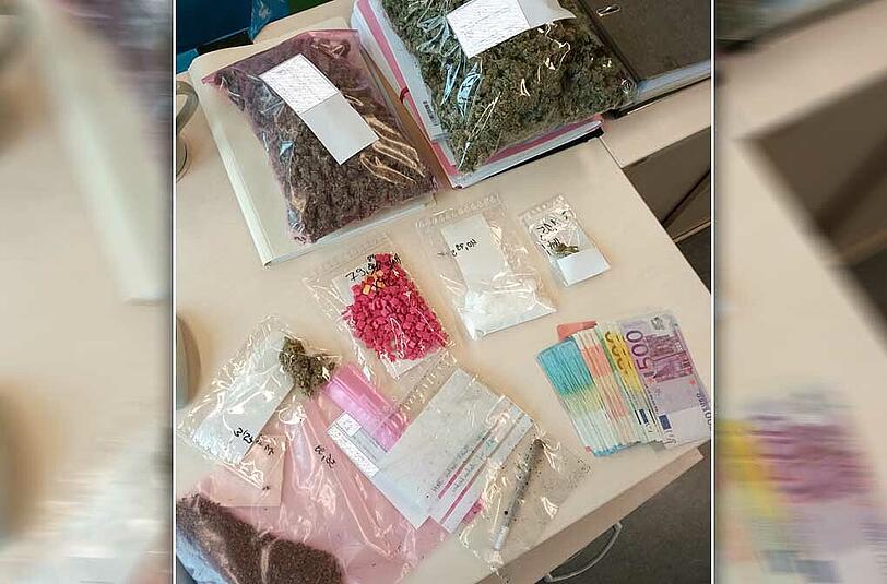 Die Polizei konnte Unmengen an Drogen sowie reichlich Bargeld sicherstellen.