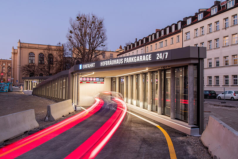 Nach vier Jahren Bauzeit ist die Tiefgarage eröffnet.