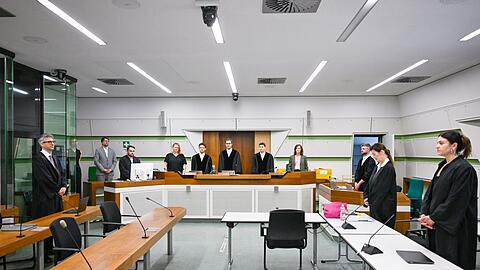Das Landgericht Berlin einen 69-J&auml;hrigen nach einer Vergewaltigungsserie zu zw&ouml;lf Jahren Haft verurteilt. (Archivbild)