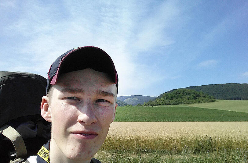 Joakim Bourdette aus Stockholm ist einer von 20.000 Schweden, die bei der Aktion mitmachen. Wer die 0046/771 793 336 wählt, hat ihn vielleicht am Telefon.