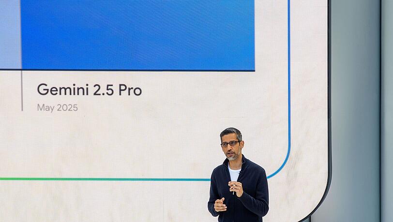 Google-Chef Sundar Pichai spricht über Gemini, Googles Antwort auf ChatGPT und Co.