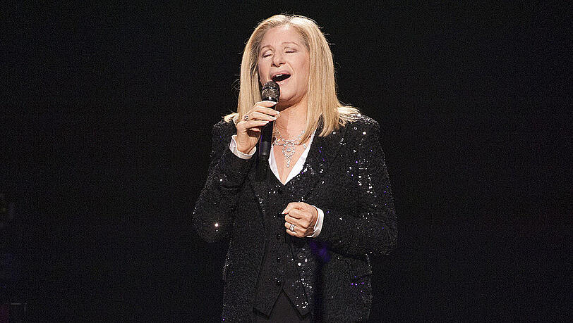 Barbra Streisand hat ein Problem mit ihrem bissigen Hund Barbra Streisand hat ein Problem mit ihrem bissigen Hund