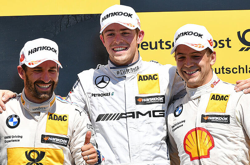 Das vorläufige Siegerpodest:  Der Zweitplatzierte Timo Glock (l-r) aus Deutschland vom BMW Team RMG, der Gewinner Paul di Resta aus Großbritannien vom Mercedes-AMG Team HWA und der Dritte Augusto Farfus aus Brasilien vom BMW Team MTEK. Glock wurde nach dem Rennen disqualifiziert.