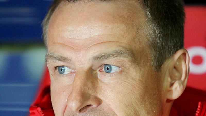 Historischer Sieg, aber vielleicht auch seine größte Niederlage: Bayern-Coach Jürgen Klinsmann. Historischer Sieg, aber vielleicht auch seine größte Niederlage: Bayern-Coach Jürgen Klinsmann.