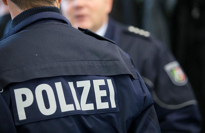 Er soll für den IS in Syrien gekämpft haben: Am Donnerstagabend nahm die Polizei einen Terrorverdächtigen in Wolfsburg fest. (Symbolbild)