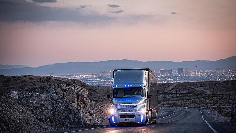 LKW - Weltmarktführer präsentiert den Freightliner Inspiration Truck in Las Vegas