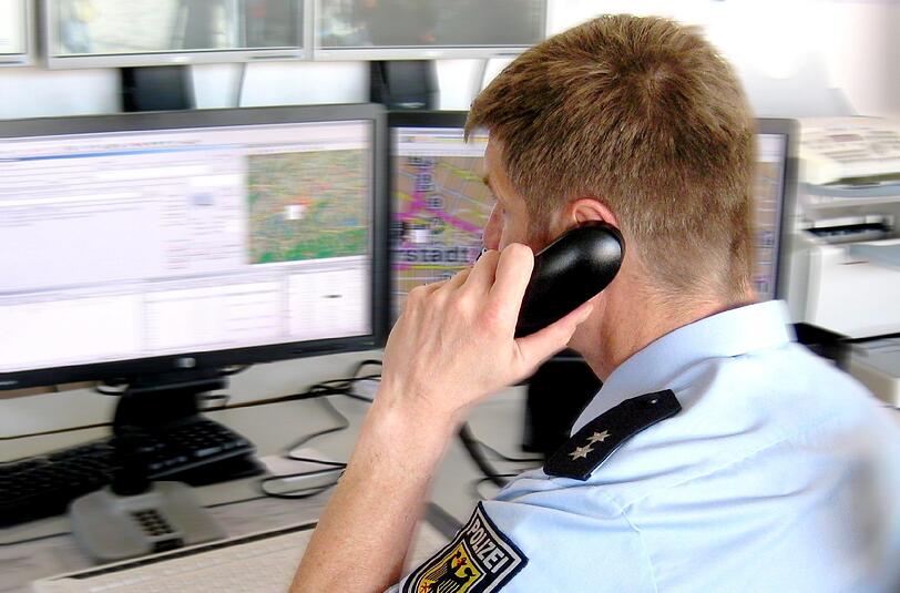 Sicherheitmitarbeiter erwischten das Pärchen und informierten die Bundespolizei.
