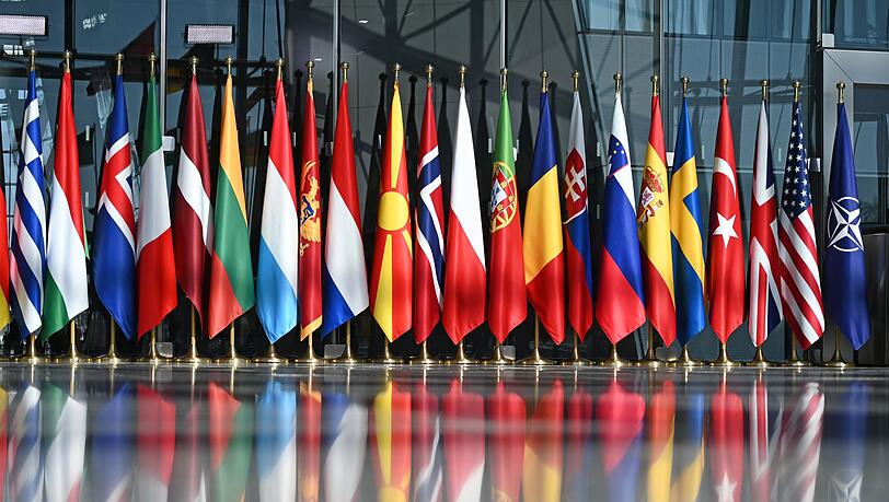 Unter dem Druck der USA erhöhen die europäischen Nato-Staaten und Kanada ihre Verteidigungsausgaben. Der Zuwachs wird aber schon wieder schwächer. (Archivbild)