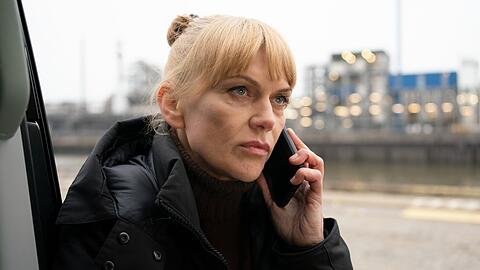 "Helen Dorn: Mordsee": Helen Dorn (Anna Loos) ermittelt im Hafen.