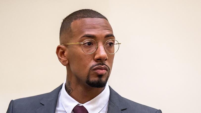 Der Fußball-Profi Jerome Boateng steht vor Gericht.
