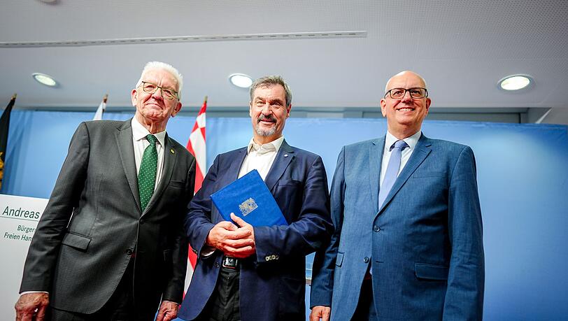 Drei Länder für die Raumfahrt: Deutschland soll mehr Geld geben. Dafür machen sich Winfried Kretschmann (l-r), Markus Söder und Andreas Bovenschulte stark.