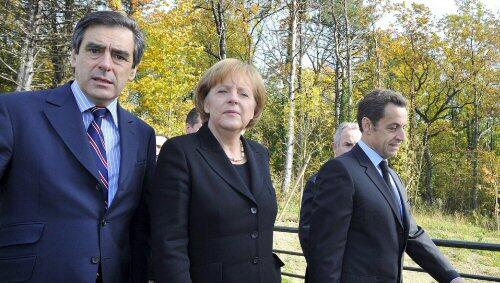 Gemeinsam zum Krisengipfel: Angela Merkel, der Brite Gordon Brown und Frankreichs Nicolas Sarkozy am Wochenende in Paris. Gemeinsam zum Krisengipfel: Angela Merkel, der Brite Gordon Brown und Frankreichs Nicolas Sarkozy am Wochenende in Paris.