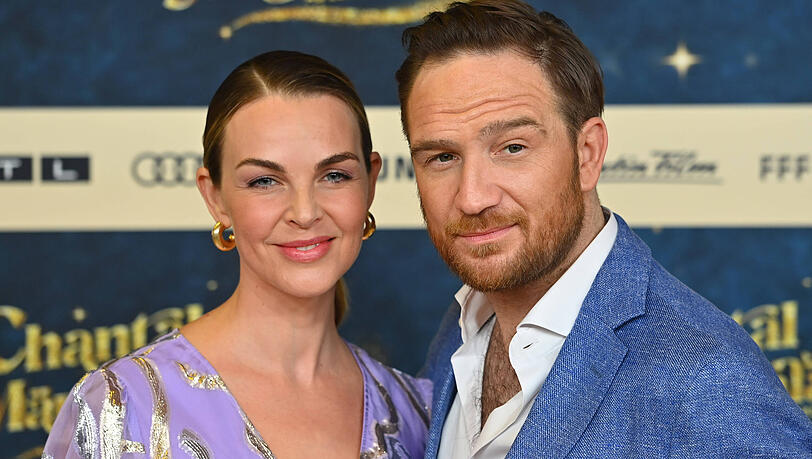 Seit 2015 verheiratet und stolze Eltern von drei Kindern: Annika und Frederick Lau.