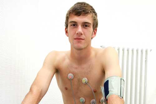 Stefan Bell beim Medizin-Check