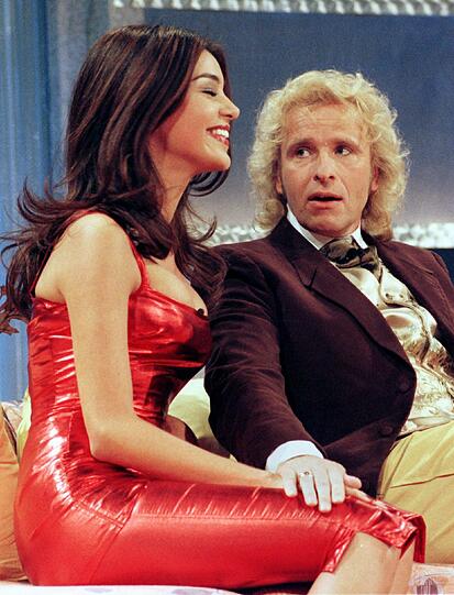 Damals noch Frau Feldbusch: Verona im Jahr 1998 auf der Couch von "Wetten, dass".