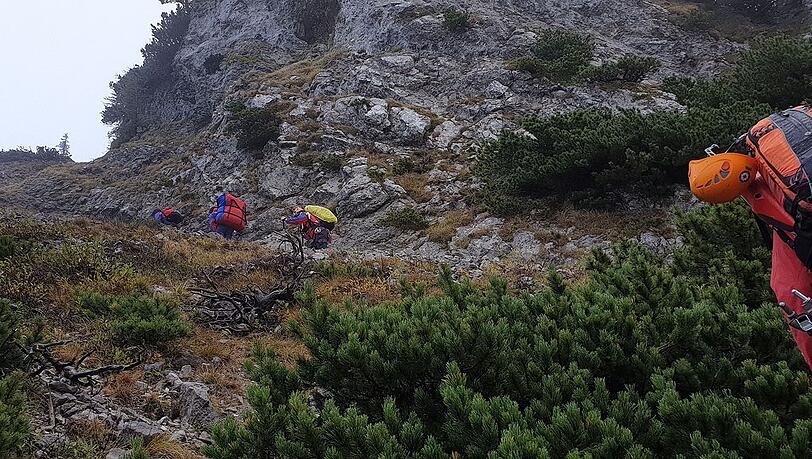 Insgesamt waren 17 Männer und Frauen der Bergwacht am Rettungseinsatz beteiligt.