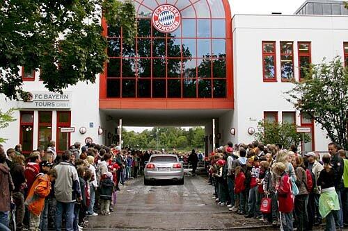 Die nächste öffentliche Trainingseinheit beim FC Bayern findet am Mittwoch um 15 Uhr statt - dann wieder mit den Nationalspielern.