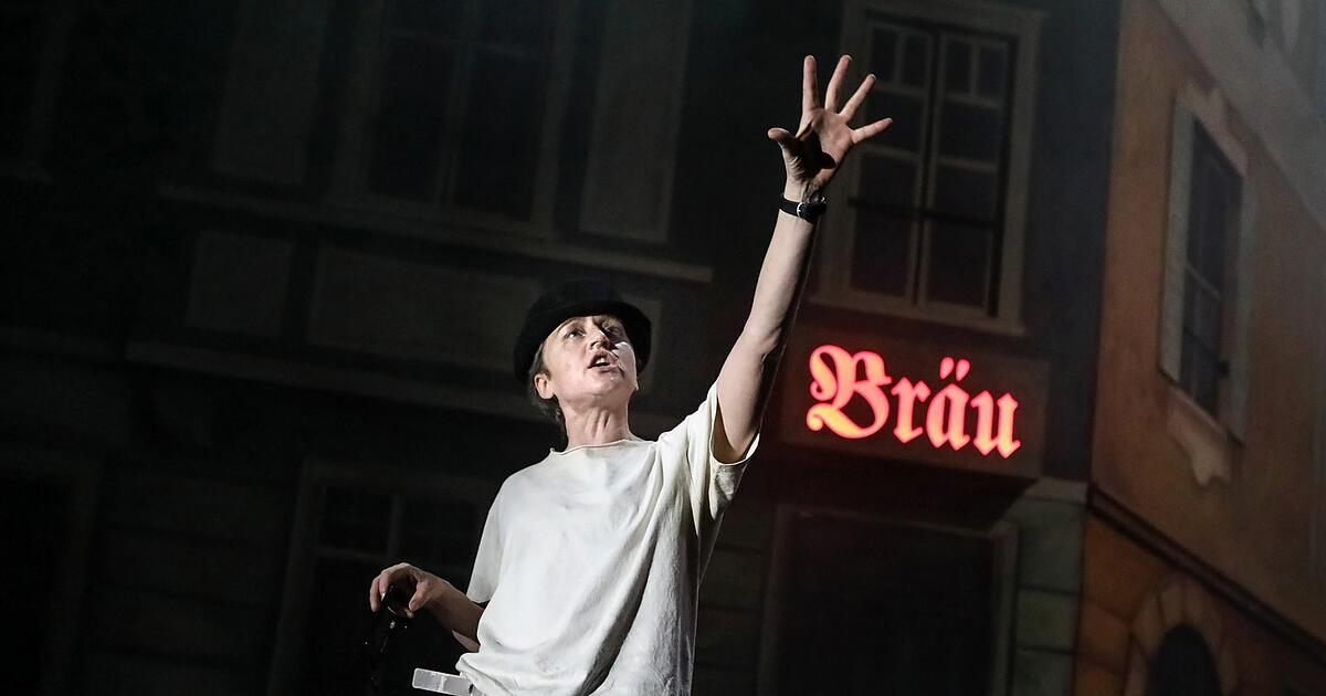 -M-nchen-existiert-f-r-uns-in-Berlin-berhaupt-nicht-Ersan-Mondtag-inszeniert-am-Residenztheater-eine-Groteske-ber-M-nchen