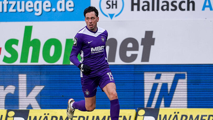 Einst beim TSV 1860, nun bei Erzgebirge Aue: Stürmer Marcel Bär.