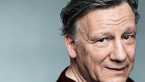Er hat bereits an 200 Film- und Fernsehproduktionen mitgewirkt: Wie Schauspieler Hannes Hellmann tickt und - warum er jammern "unsexy" findet.