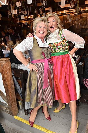 Angelika Höfelmair und Sylvia Schenk