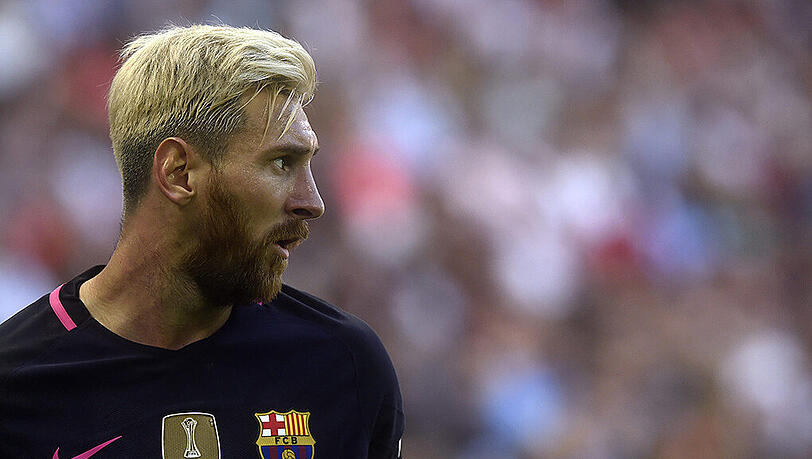Messi dürfte bereits beim WM-Qualifikationsspiel am 1. September in Mendoza gegen Uruguay die Argentinier wieder als Kapitän anführen. Messi dürfte bereits beim WM-Qualifikationsspiel am 1. September in Mendoza gegen Uruguay die Argentinier wieder als Kapitän anführen.