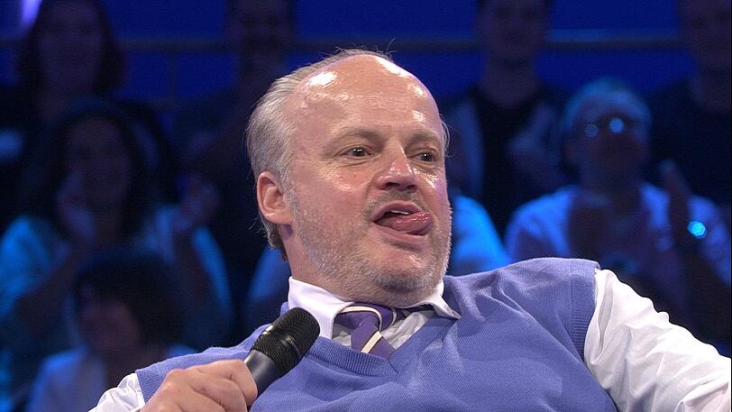 Wer hätte das gedacht: Promi-Liebling Hubert Kah muss das Haus kurz vor dem Finale verlassen. Die Bilder von seinem Auszug.