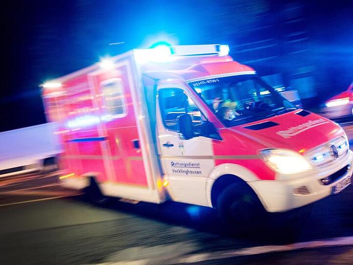 Mann sticht mit Messer auf 54-Jährigen ein und flüchtet. Foto: Marcel Kusch/Archiv