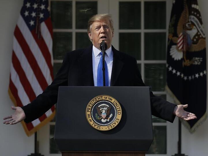 US-Präsident Donald Trump kündigt an, den Nationalen Notstand auszurufen.
