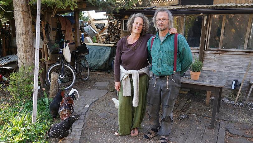 Sie haben den WG-Verein gegründet: Barbara (54) und Hans (53).